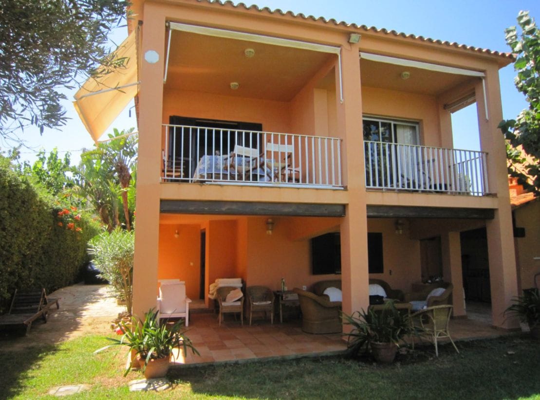 Exklusive Villa direkt am Strand in Las Marinas, Dénia