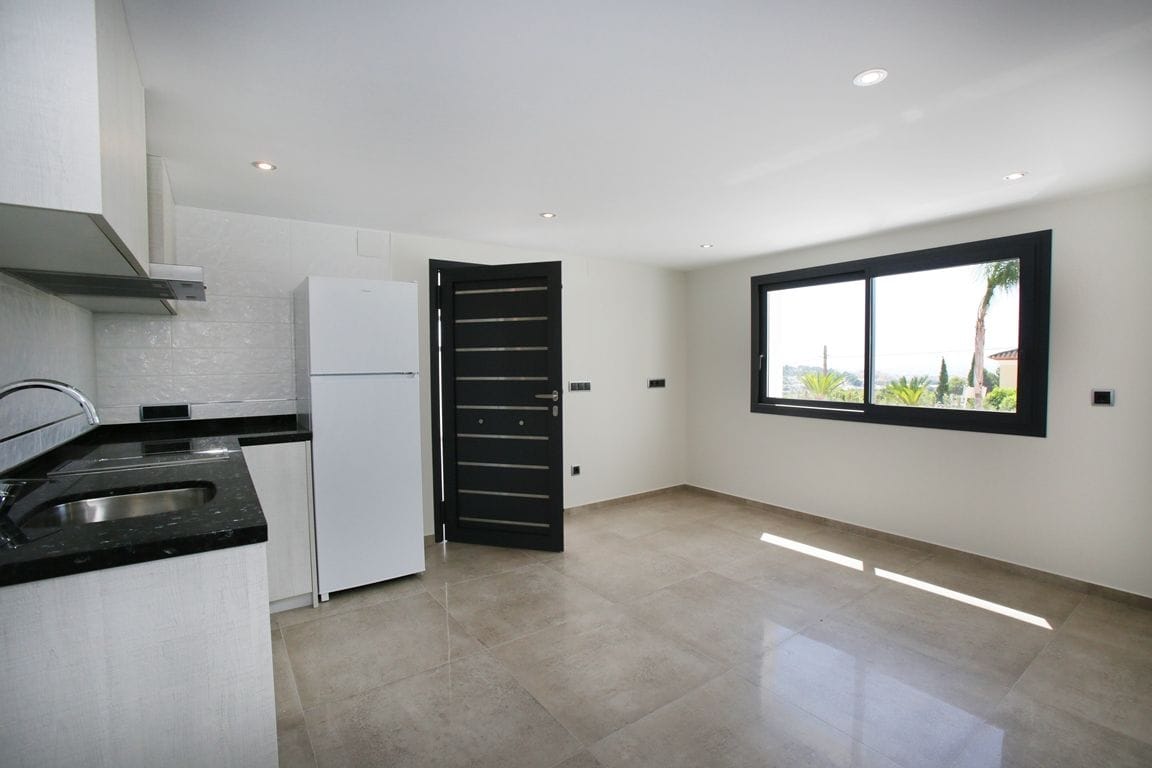 Villa de style moderne avec vue sur la mer à Moraira