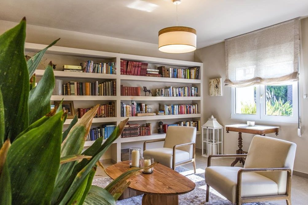 Villa zum Verkauf mit 4 Schlafzimmern und Pool in Denia, Alicante