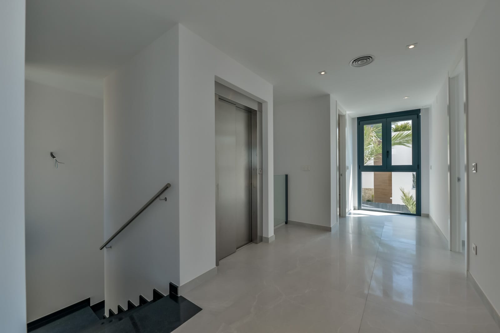 Magnífica villa moderna con vistas al mar en Benidorm
