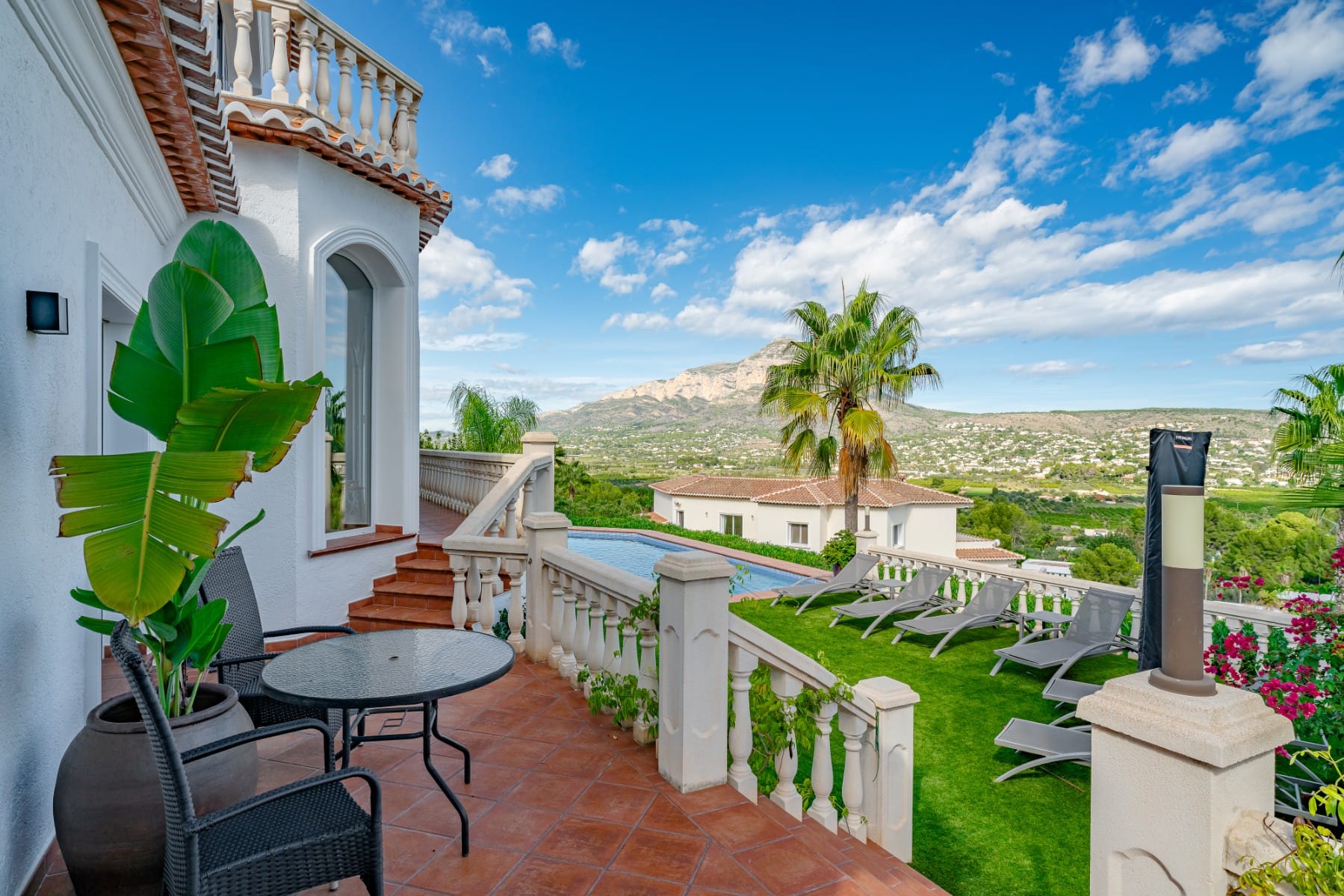 Venta. Chalet/Villa en Jávea