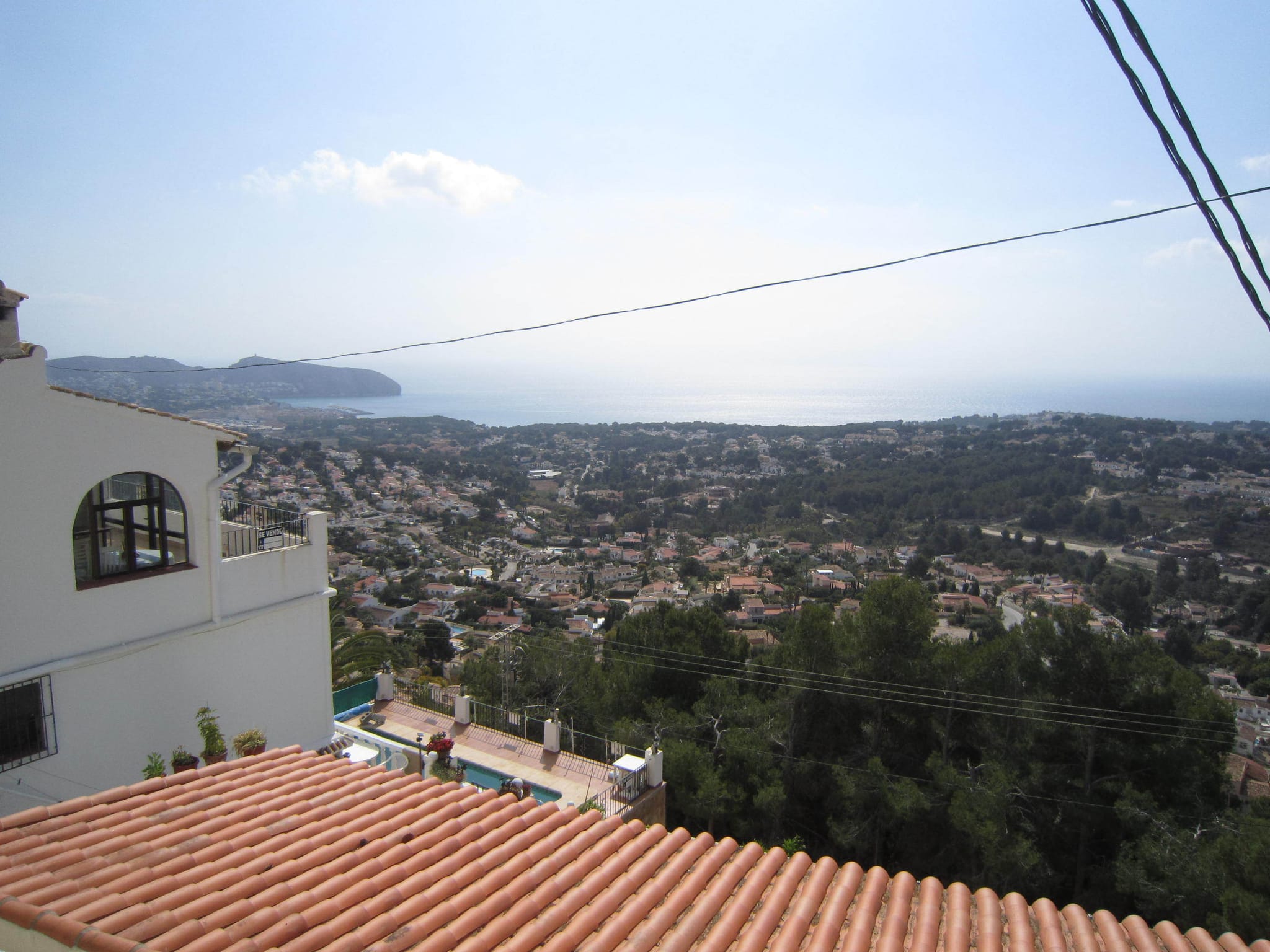 VILLA À MORAIRA AVEC DES VUES SPECTACULAIRES