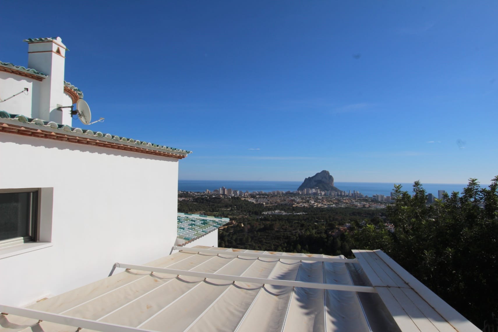 VILLA À CALPE AVEC VUE IMPRENABLE