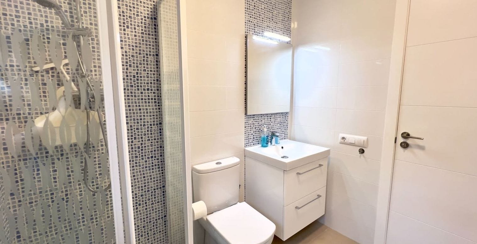 Villa de 5 dormitorios y piscina en Teulada, Alicante