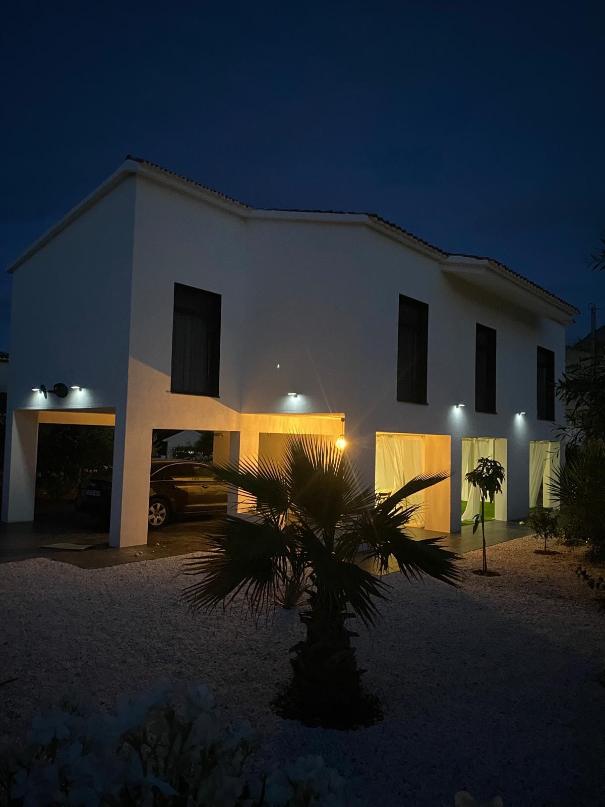 Villa moderne de 4 chambres à Dénia, à distance de marche de la plage.