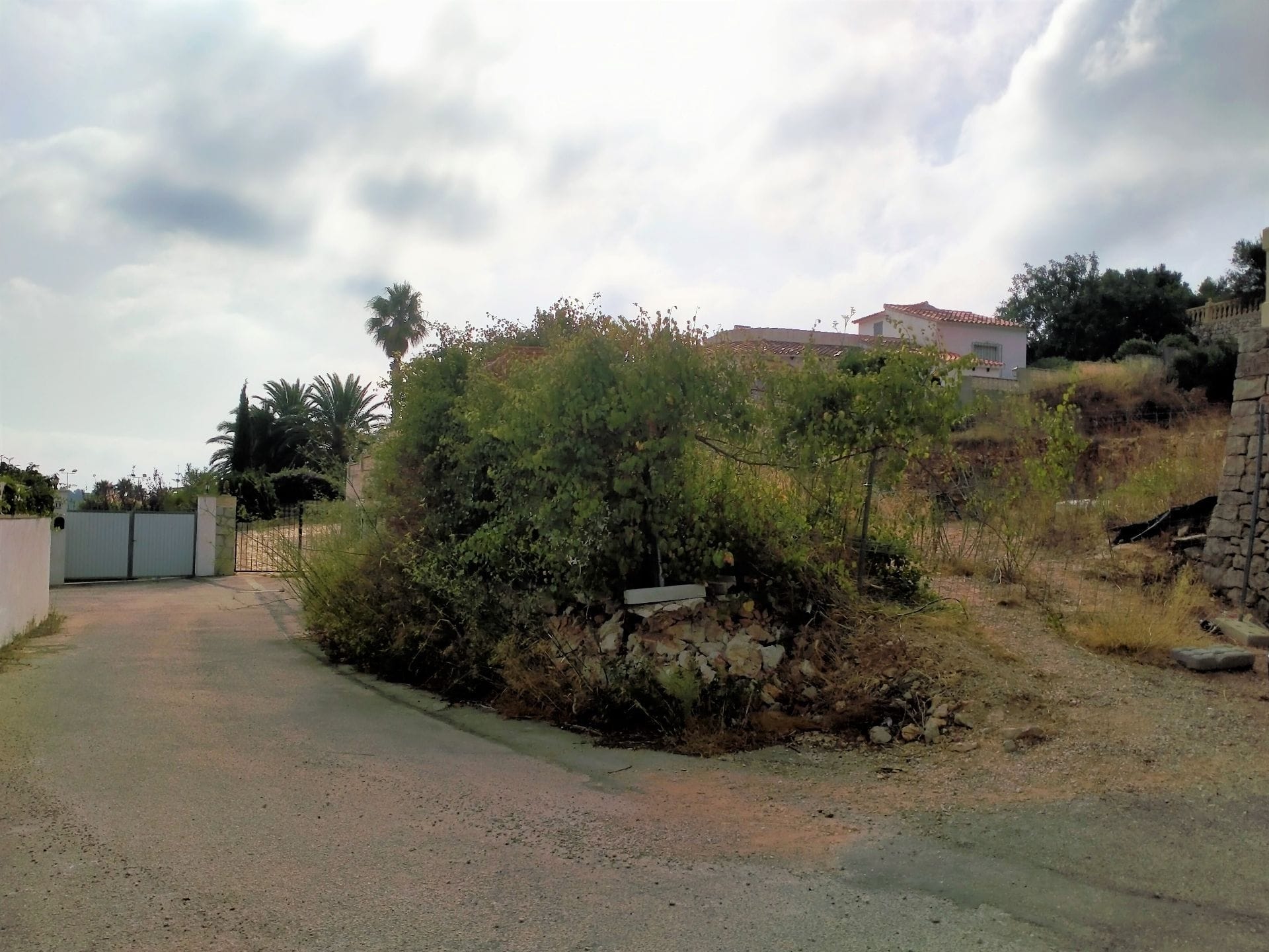 Parcela urbanizable plana en Denia