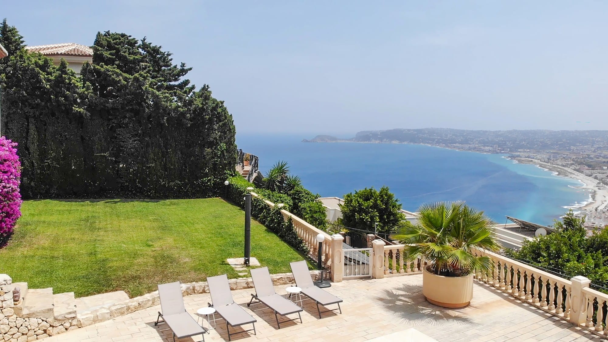 Venta. Chalet/Villa en Jávea