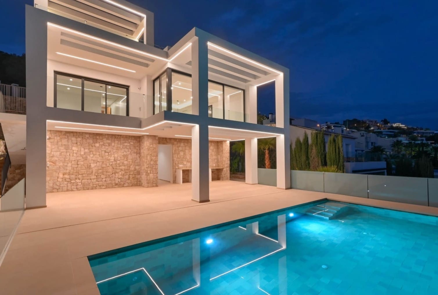 Chalet Nueva construcción vistas al mar en Calpe