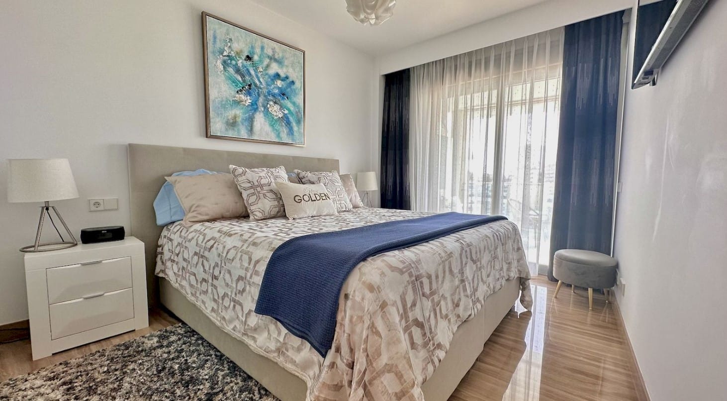 Apartamento en primera línea de la Playa del Arenal en Jávea