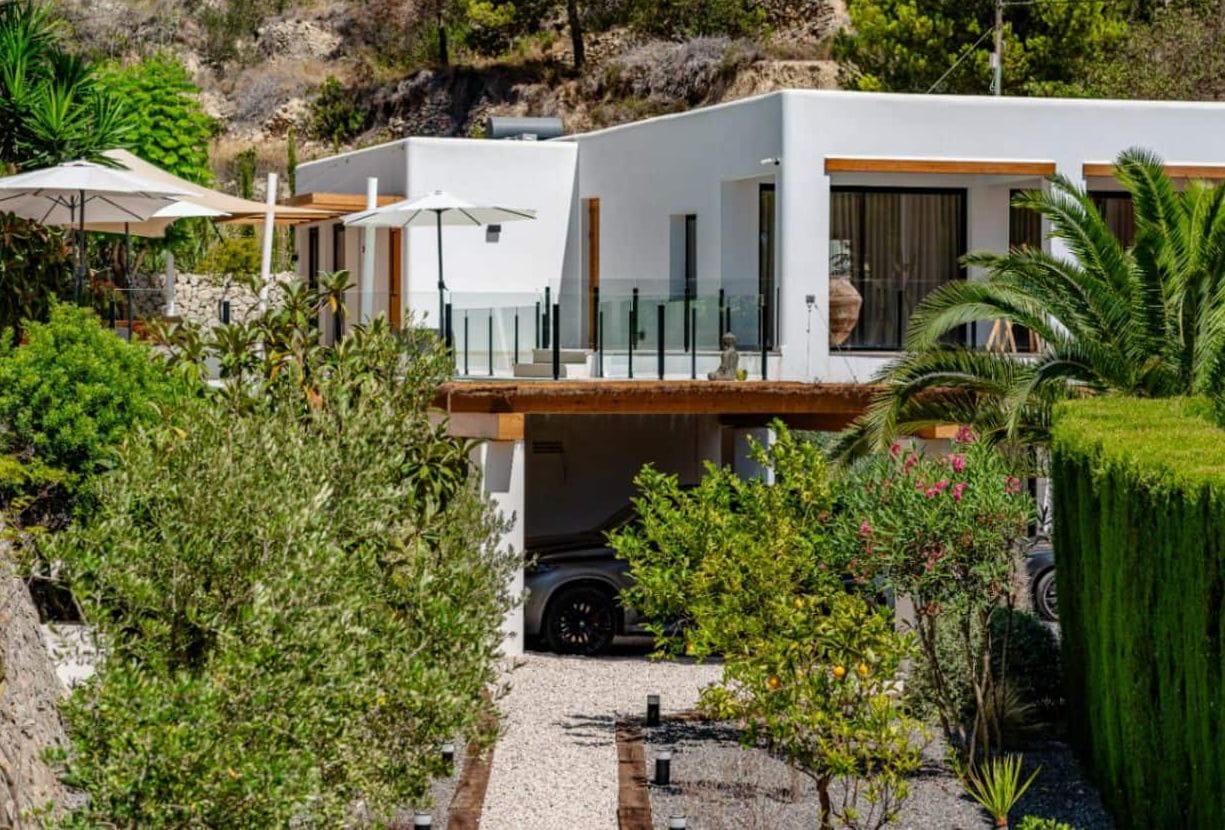 Villa de luxe exclusive neuve avec vue sur la mer à Racó de Galeno, Benissa.
