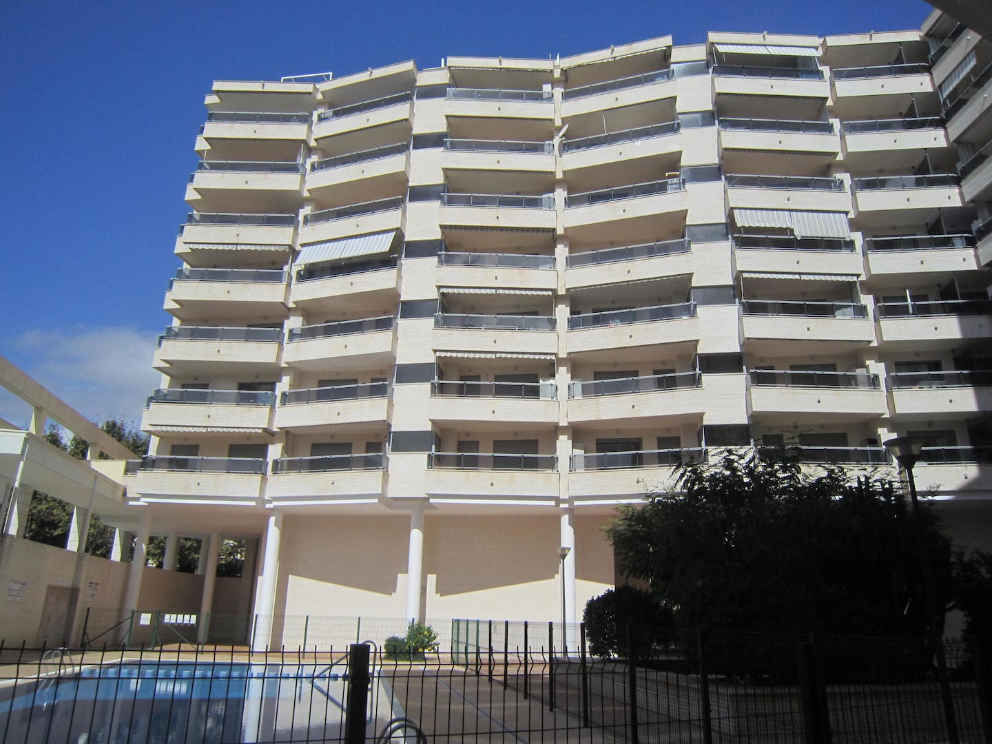 Excelente apartamento al lado de todo y a un paso de la playa...