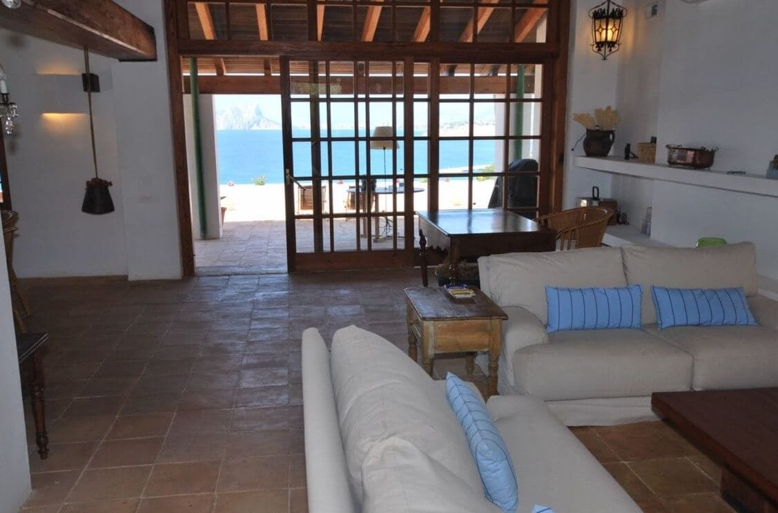 Impresionante Villa Mediterránea con Vistas Panorámicas al Mar en El Portet, Moraira