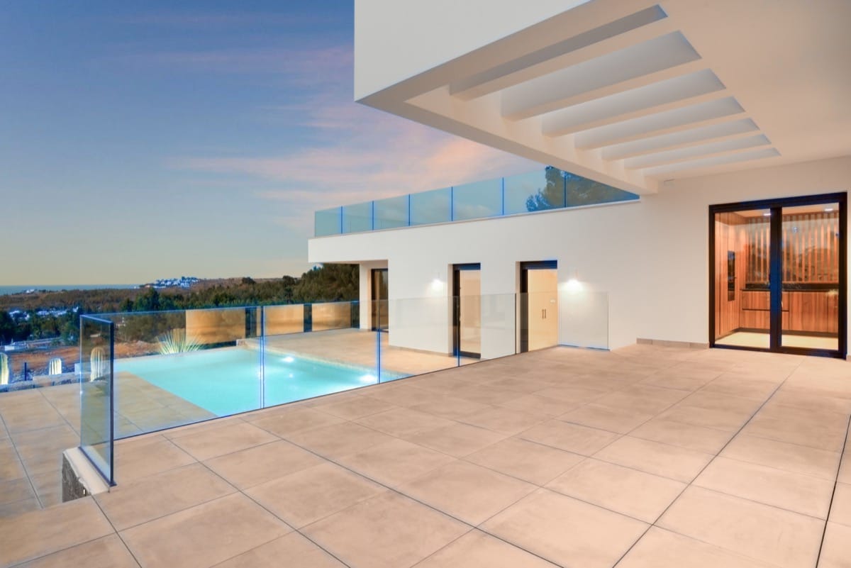 Luxury Villa with Sea Views and Natural Surroundings in Dénia