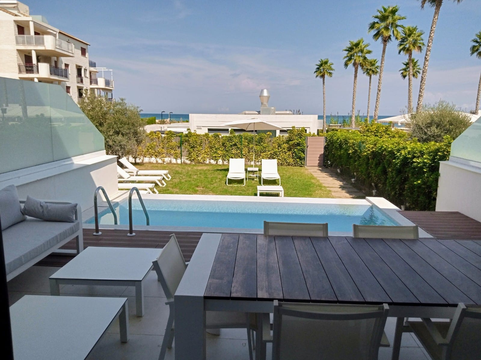 Exclusivo apartamento de Lujo - primera linea con Acceso Directo a la Playa Denia