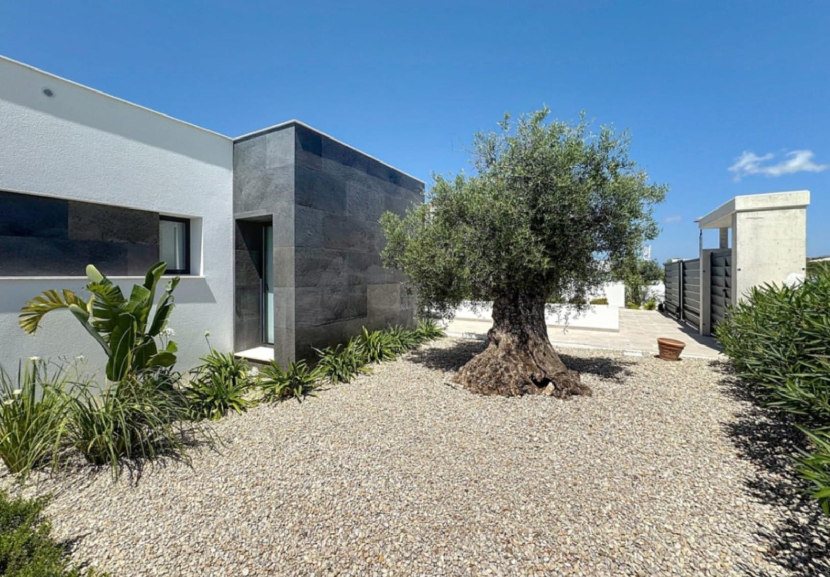 Luxe villa in Moraira met panoramisch uitzicht op zee