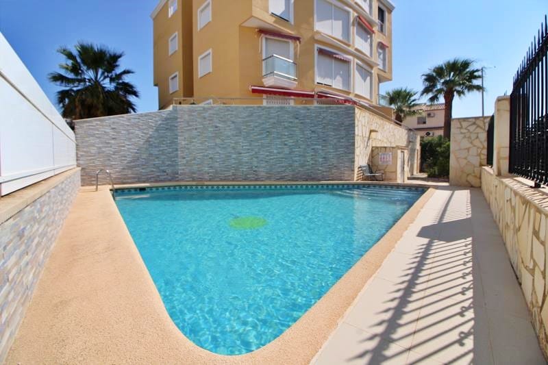 CBHA-V0151 - Apartamento con dos terrazas a pocos pasos de la playa en Oliva Nova