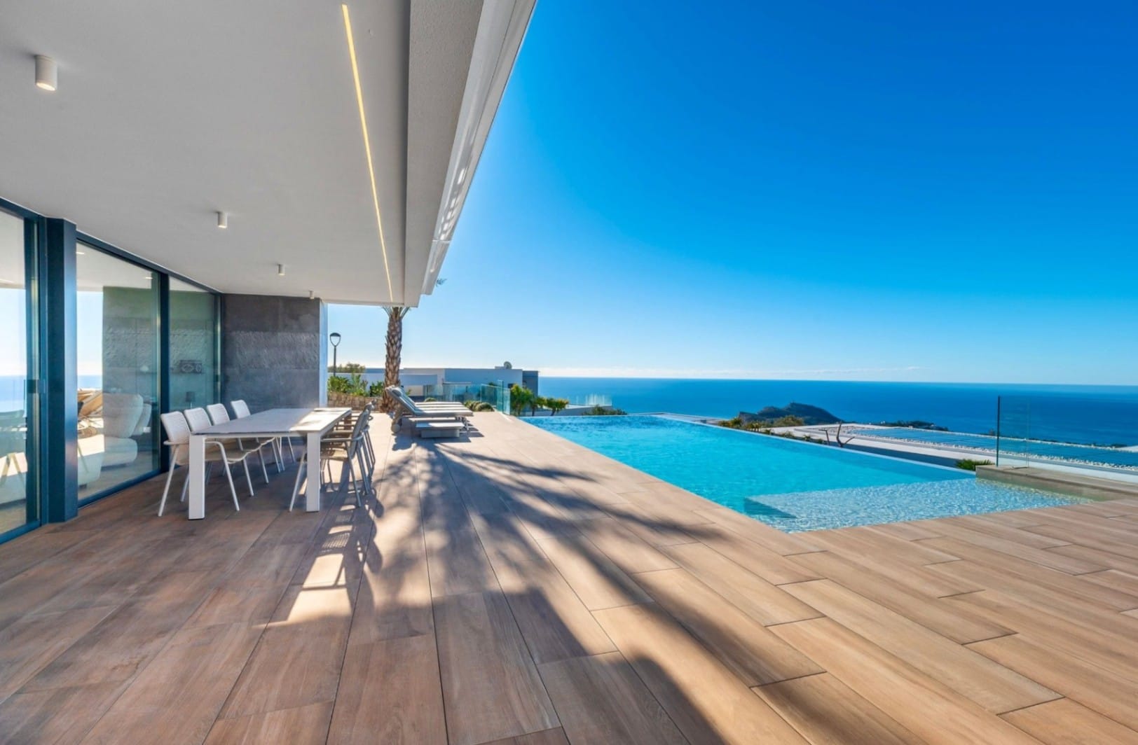 Luxe villa in Moraira met panoramisch uitzicht op zee