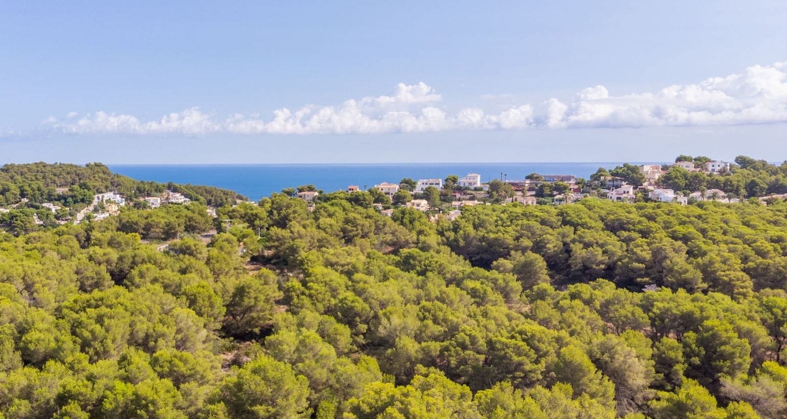 Villa de lujo de obra nueva en Jávea – Parcela sur de 1.032 m², piscina climatizada y alta eficiencia energética