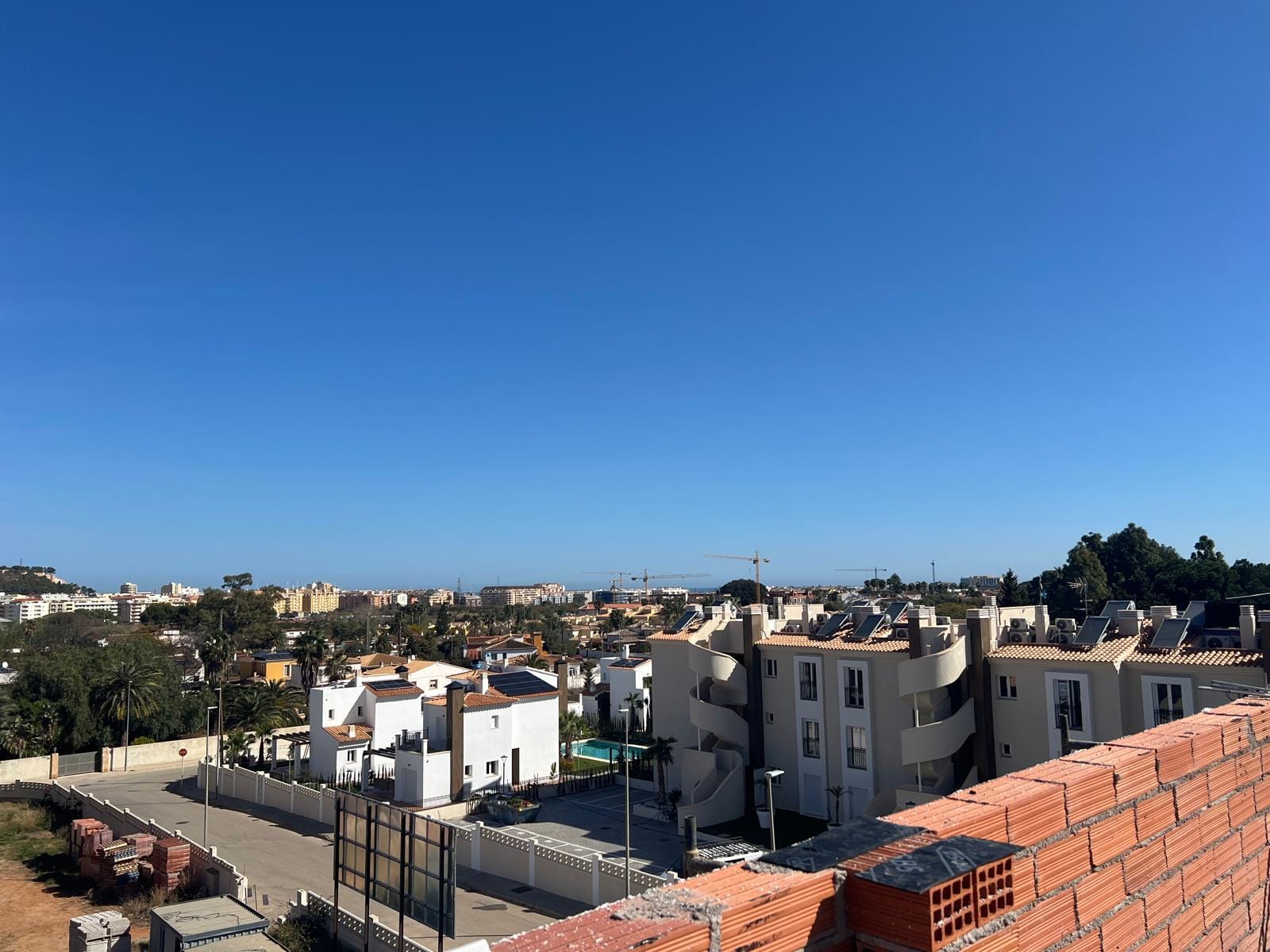 Apartamento de 2 dormitorios en la segunda planta en Dénia