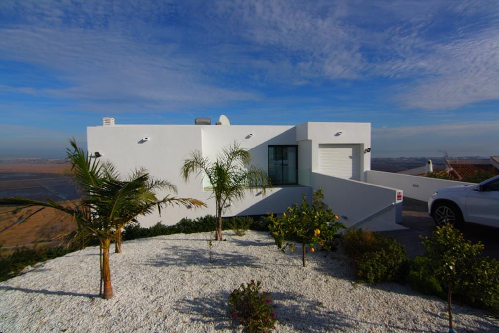 Impresionante villa de nueva construcción en venta con vistas al mar