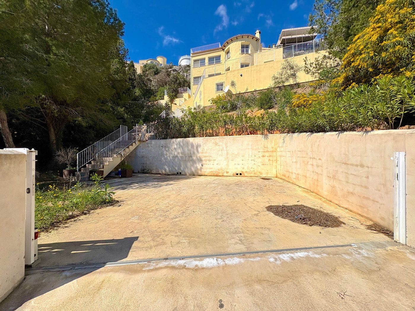Gerenoveerde villa met zwembad en uitzicht op zee in Cumbre del Sol