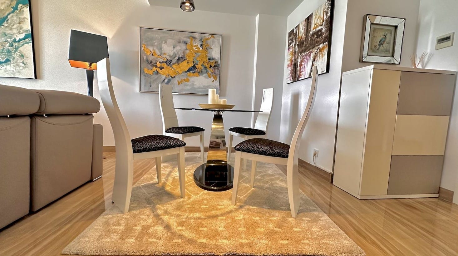 Apartamento en primera línea de la Playa del Arenal en Jávea