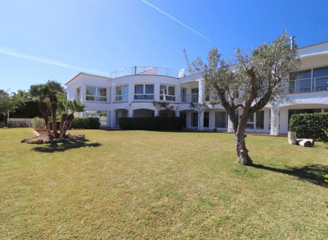 En Jávea dos Villas Independientes con Vistas al Mar