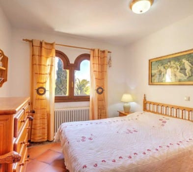 Venta. Chalet/Villa en Benissa