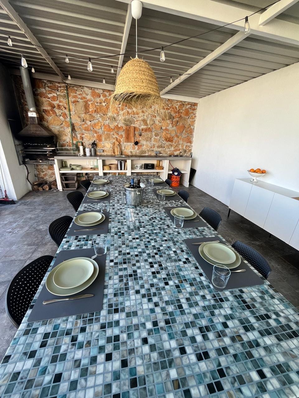Villa moderne de 4 chambres à Dénia, à distance de marche de la plage.