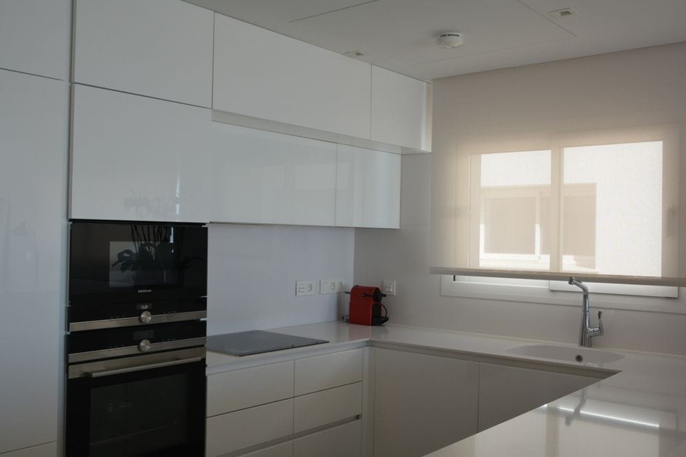 Precioso Apartamento de lujo que disfruta de la espectacularidad de las vistas al mar.-