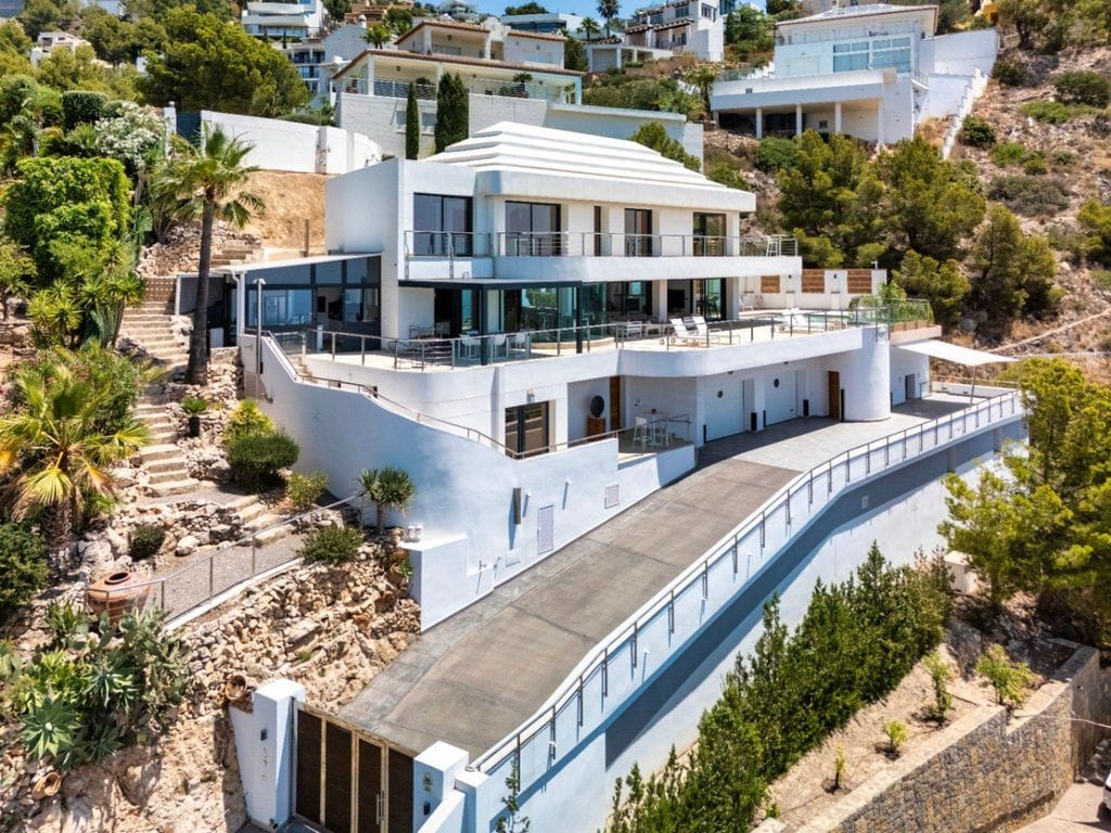 Villa de Lujo en Altea Hills con Vistas Panorámicas al Mar