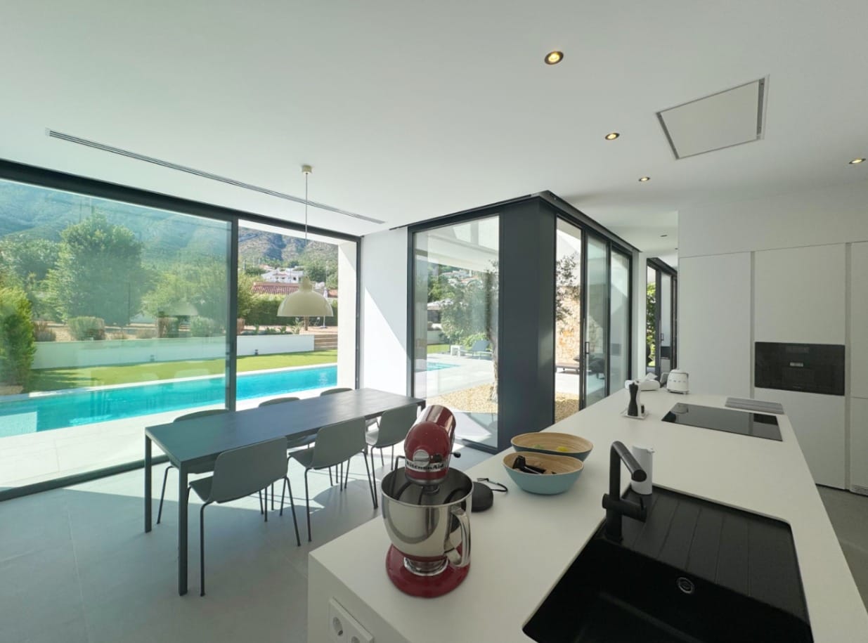 Modern chalet in Denia, energy efficiency A.