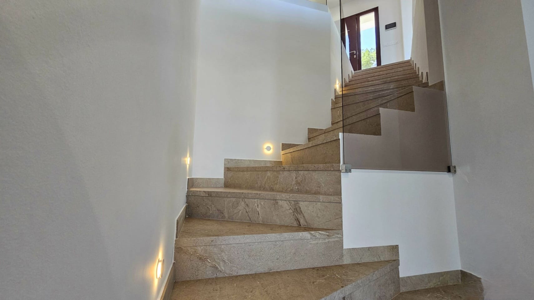 Villa mit 4 Schlafzimmern in Denia, Montgó