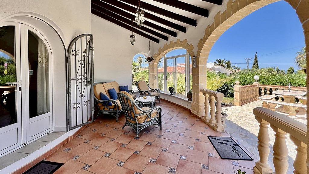 Villa met privé zwembad en uitzicht in Santa Lucia gebied van Denia