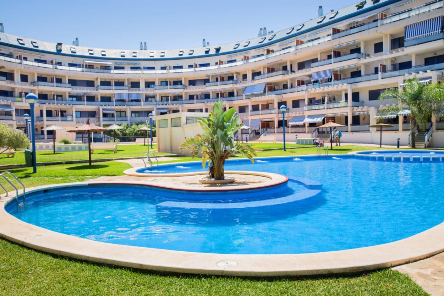 Appartement à vendre à Denia avec vue sur la mer et piscine