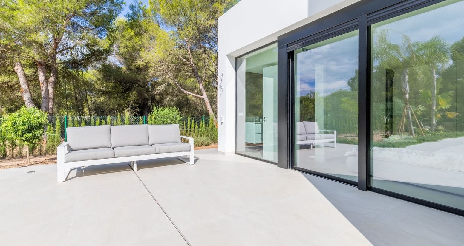 Villa de lujo de obra nueva en Jávea – Parcela sur de 1.032 m², piscina climatizada y alta eficiencia energética