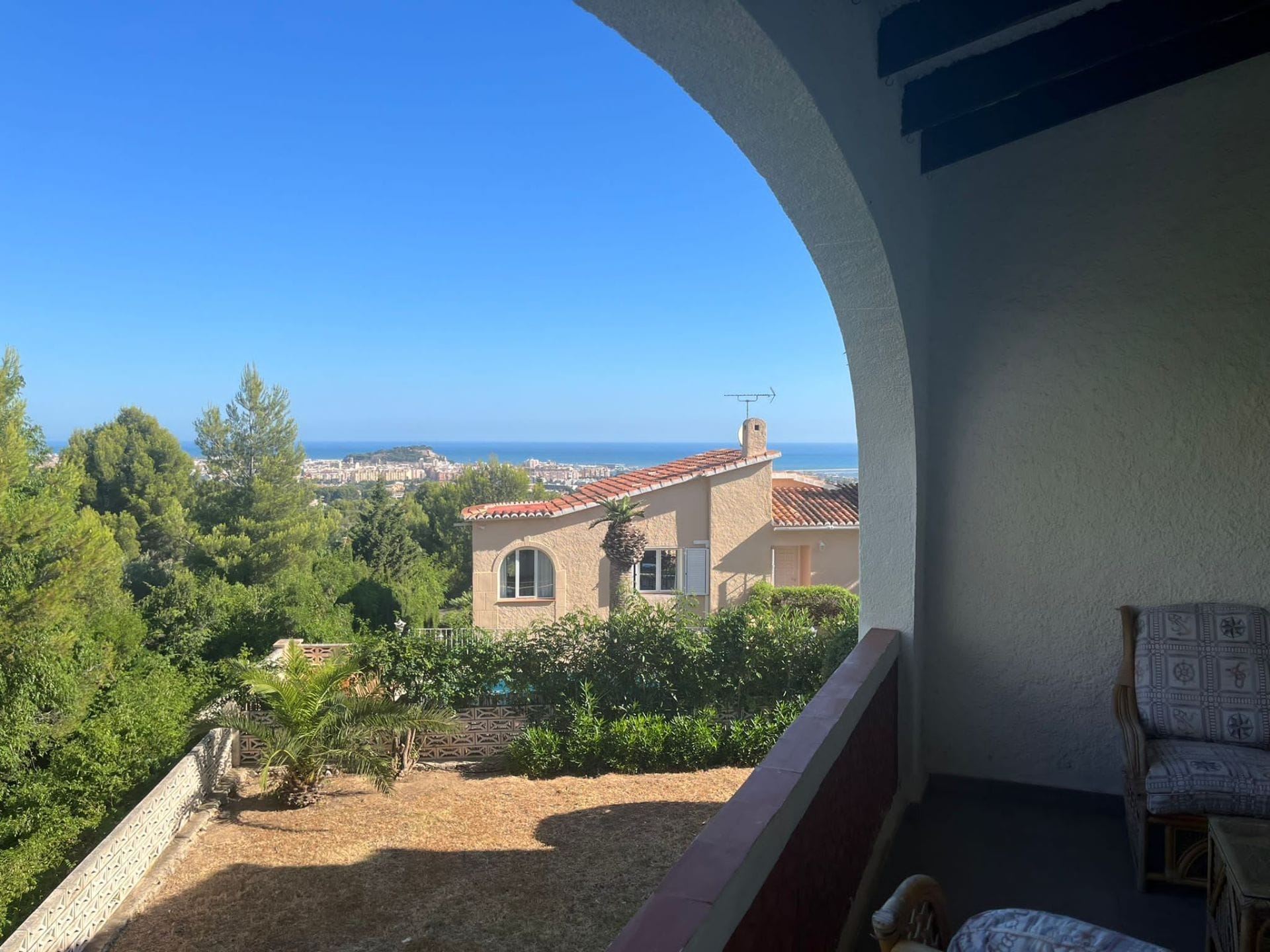 Chalet con vistas al mar en Denia