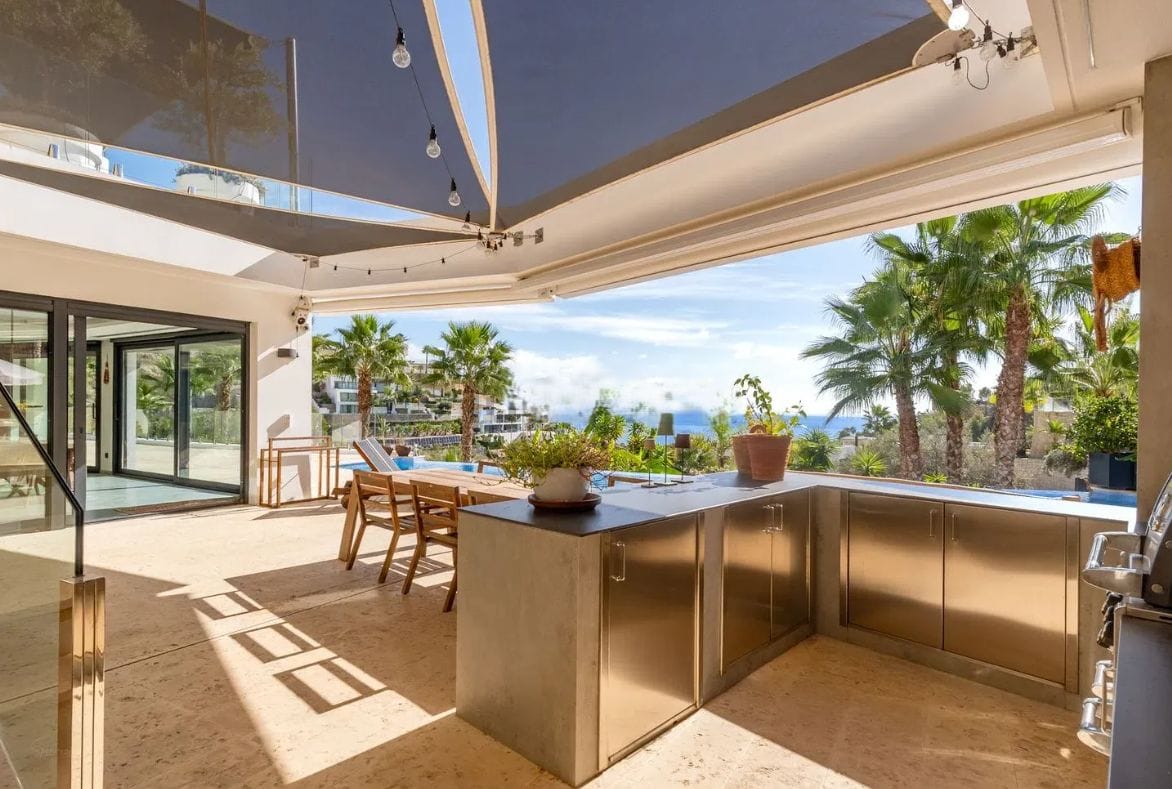 Exclusiva villa de lujo con vistas panorámicas al mar en Rincón de Galeno, Benissa