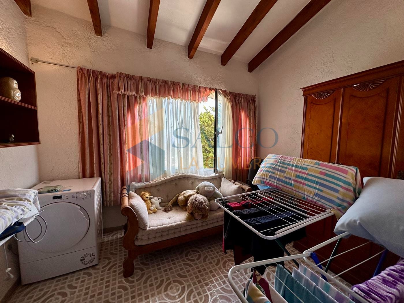 Villa met zwembad, tuin en uitzicht op zee in Cumbre del Sol