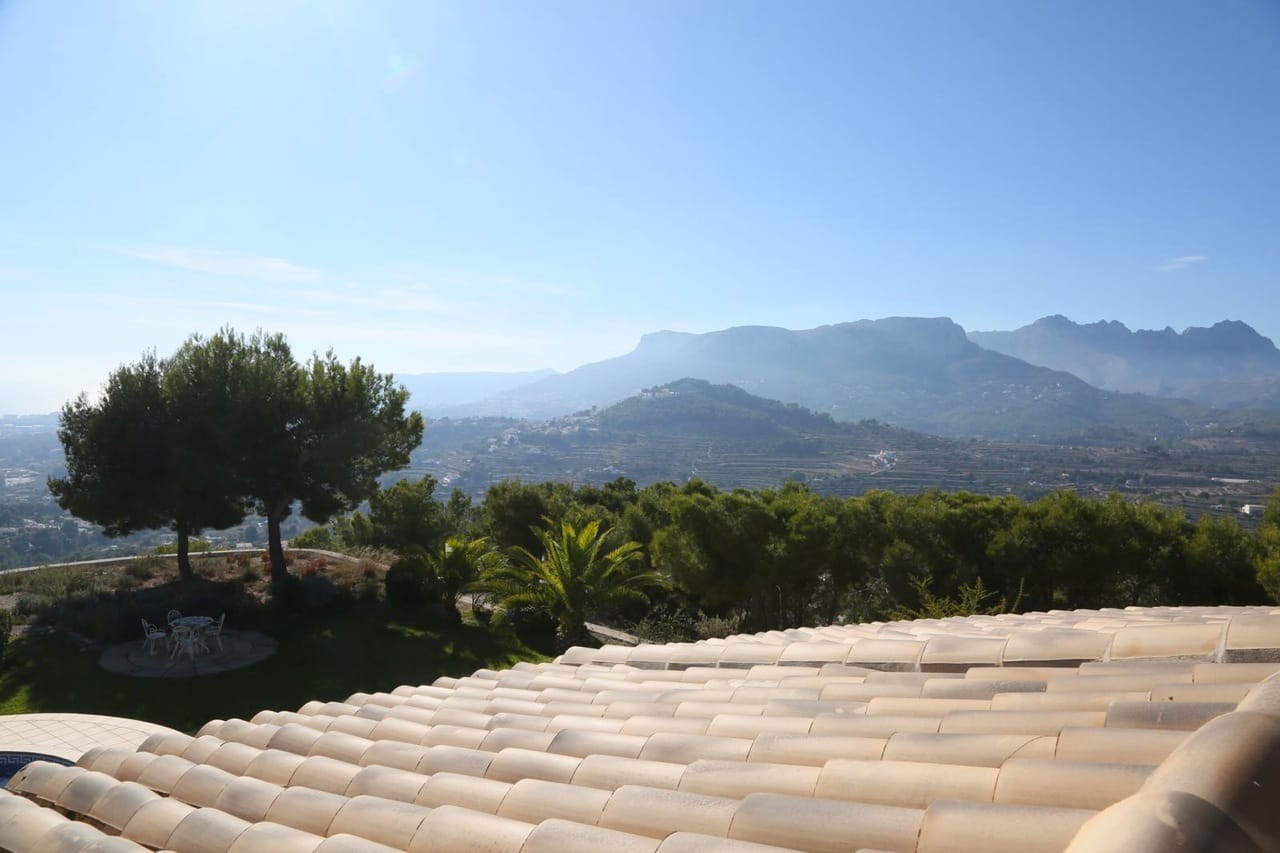 ESPECTACULAR VILLA EN CALPE