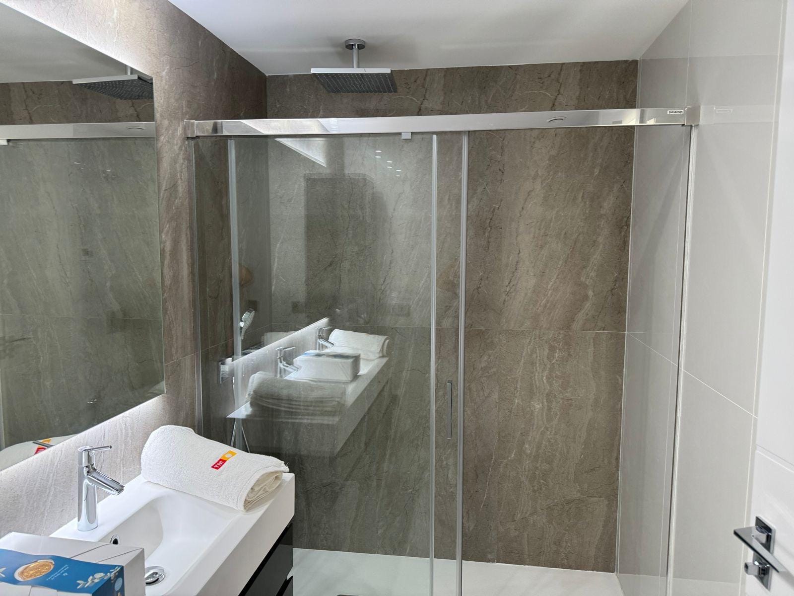 Nowoczesny penthouse z panoramicznym widokiem w Benidormie