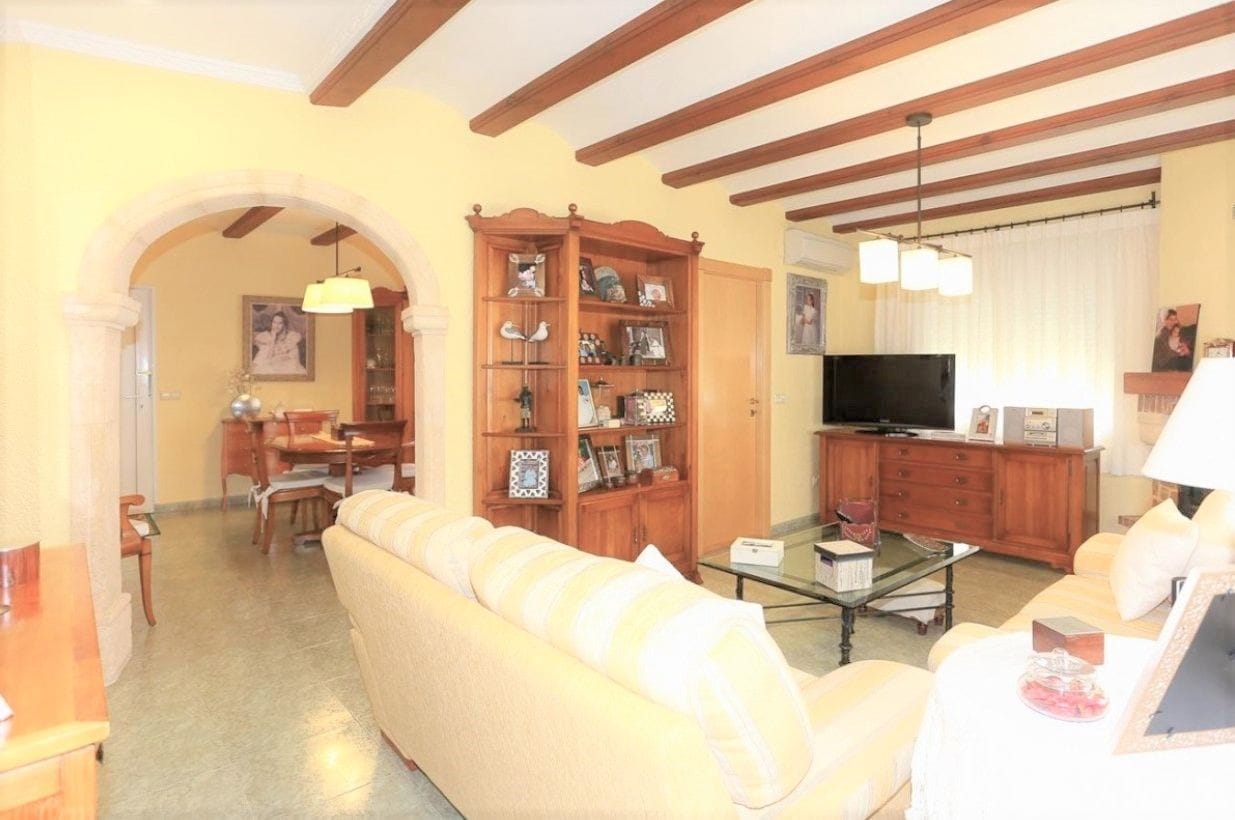 Chalet en Dénia en venta