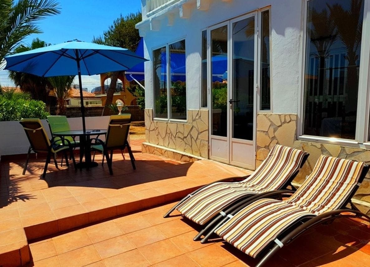 CLDX5113 - Chalet unifamiliar a tan solo 50 metros de la mejor playa de Denia.