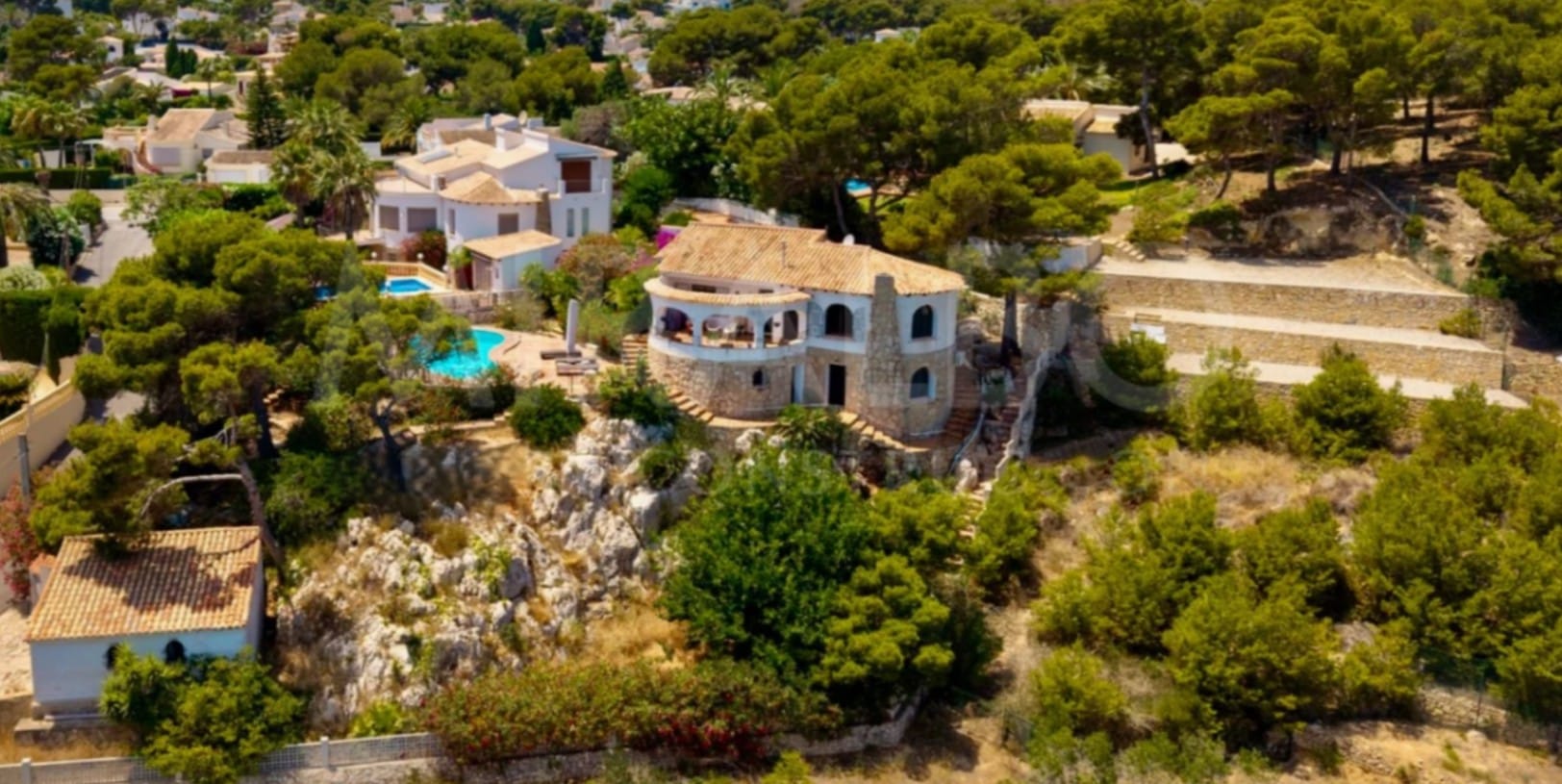 Villa de 3 dormitorios con impresionantes vistas al mar en Javea