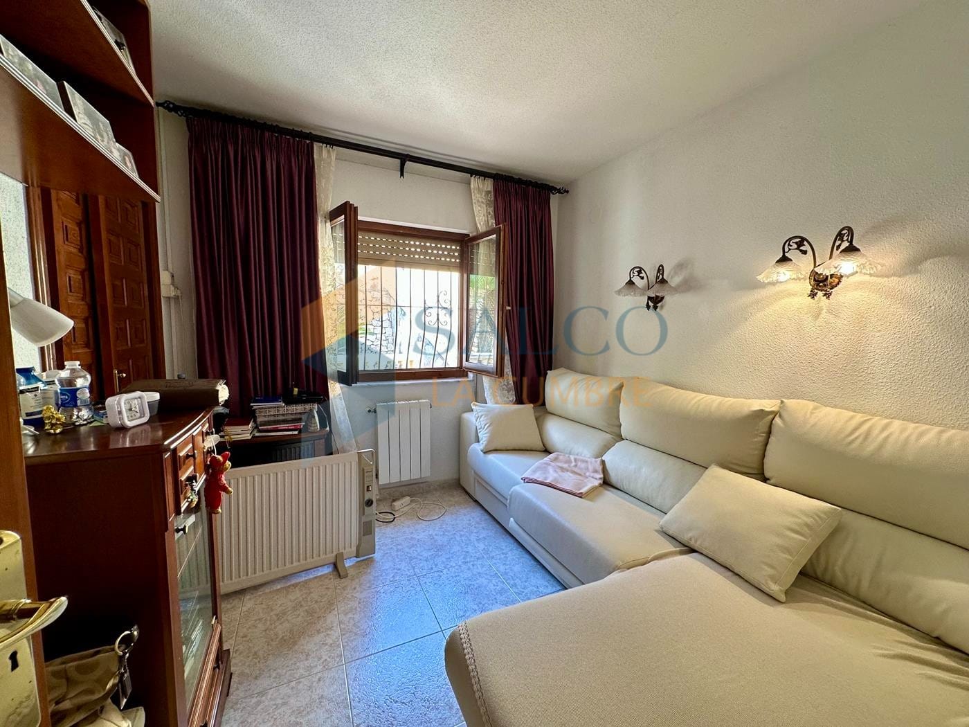 Villa met zwembad, tuin en uitzicht op zee in Cumbre del Sol