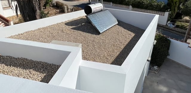 VILLA MODERNE EXCLUSIVE À VENDRE À MORAIRA