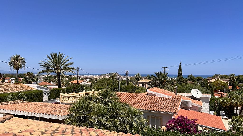 Villa met privé zwembad en uitzicht in Santa Lucia gebied van Denia