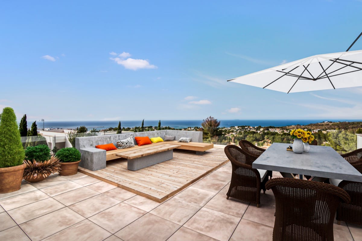 Luxury Villa with Sea Views and Natural Surroundings in Dénia