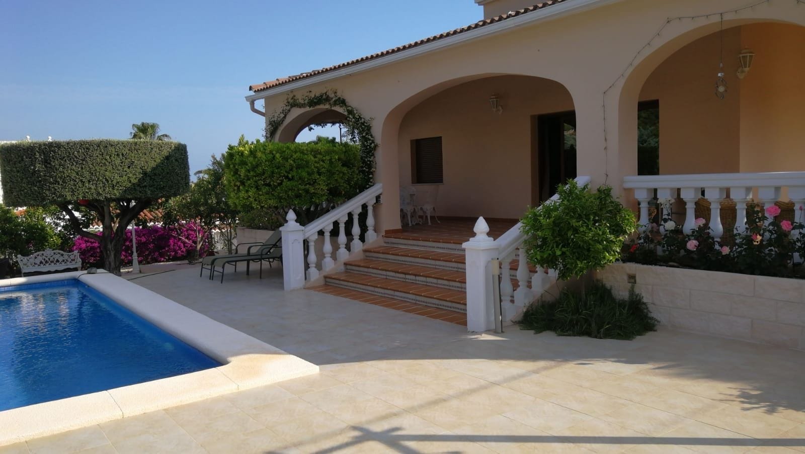 Mediterranes Chalet in Dénia – Miete mit Kaufoption