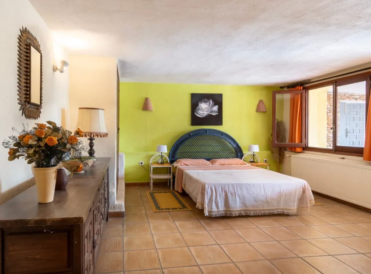 Villa in Moraira with Sea Views and walking distance to the beach